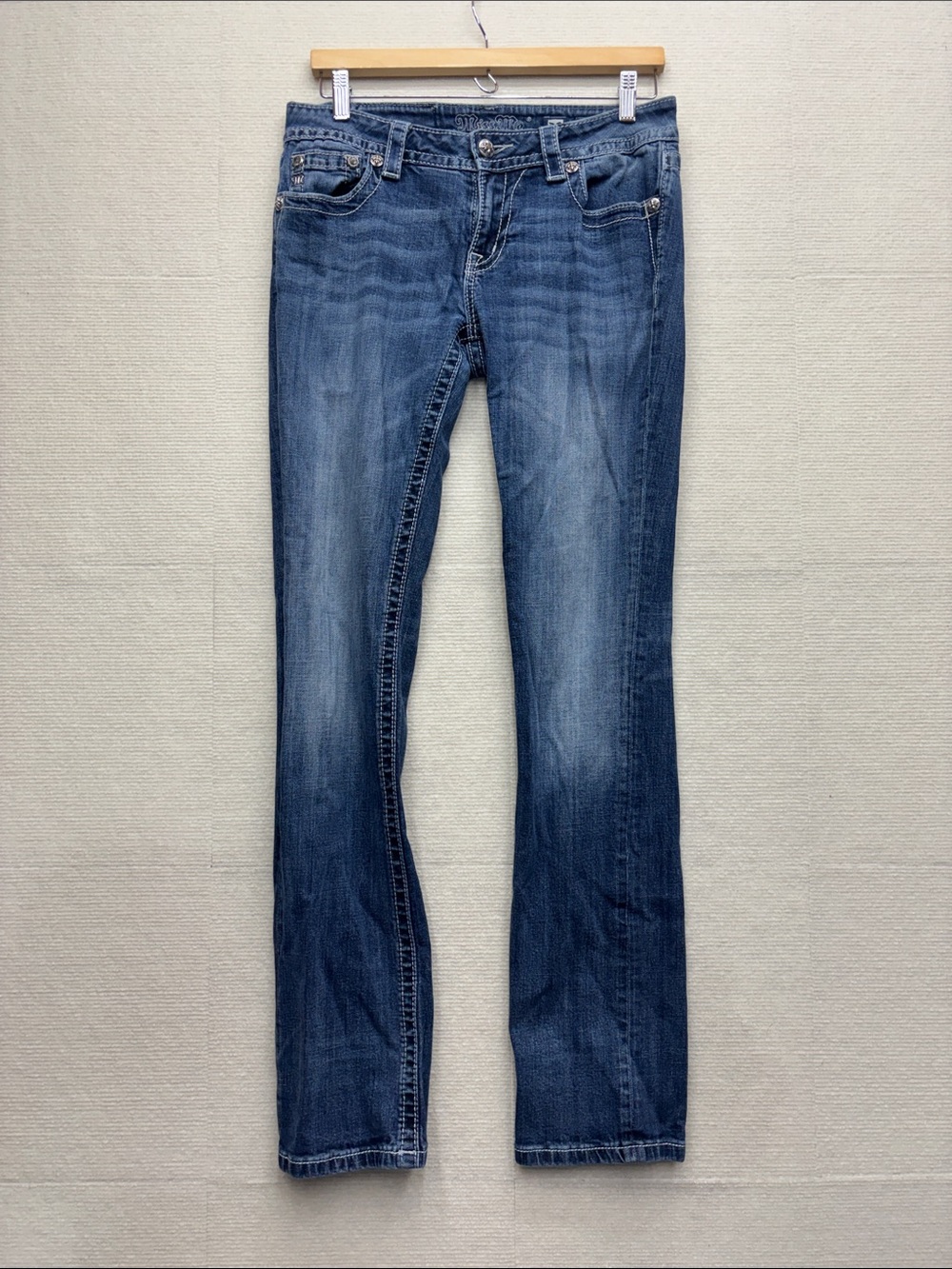 Miss me | 30 signature straight Classic Women's Blue Denim Jeans
